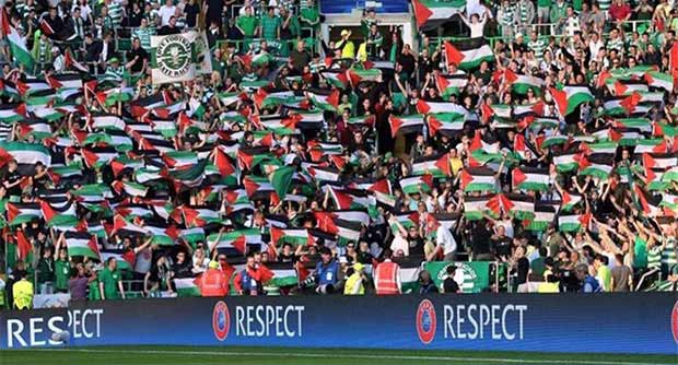 بالصور: جماهير سيلتيك الأسكتلندي ترفع العلم الفلسطيني أمام فريق هبوعيل \"الإسرائيلي\"